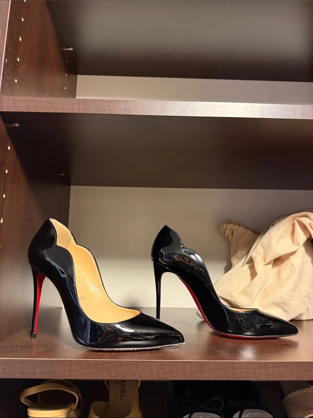 Christian Louboutin Black Patent Leather Scalloped Pointed-Toe Stilettos